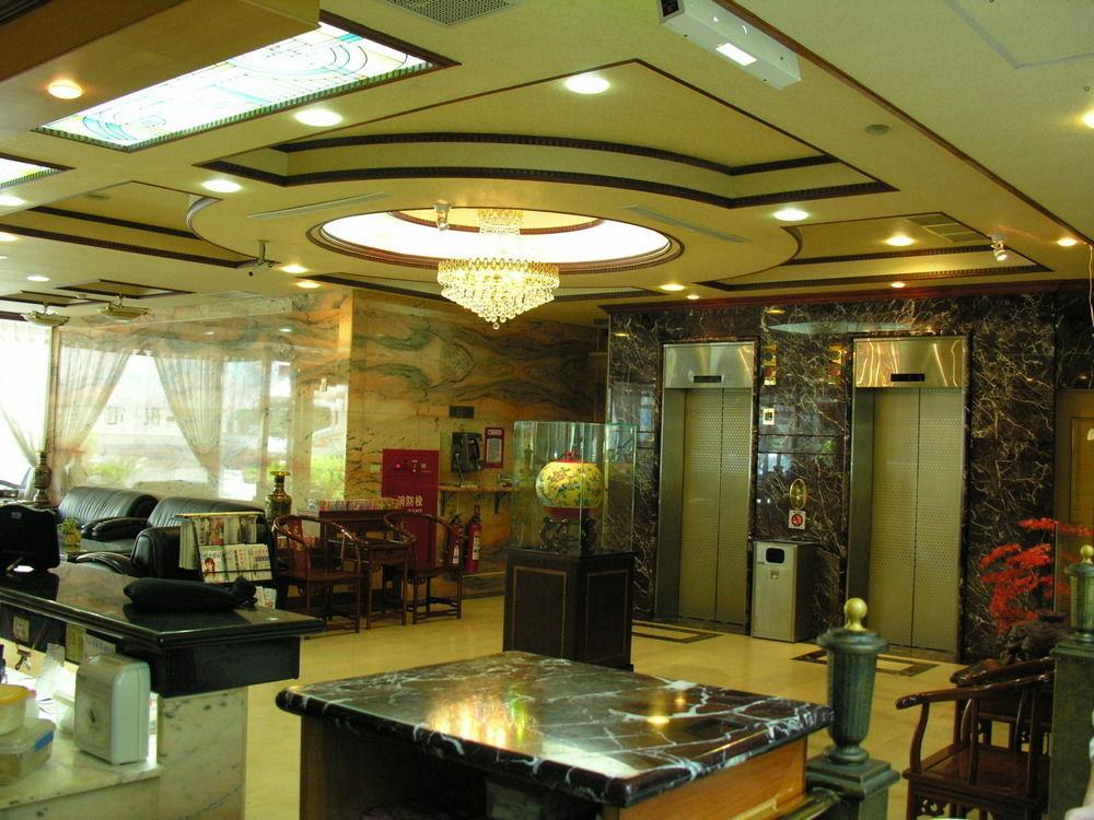 Sunrise Hotel Ταϊνάν Εξωτερικό φωτογραφία