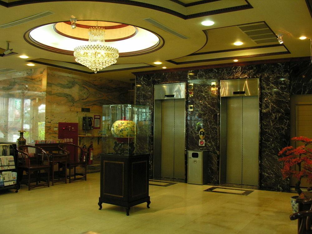 Sunrise Hotel Ταϊνάν Εξωτερικό φωτογραφία