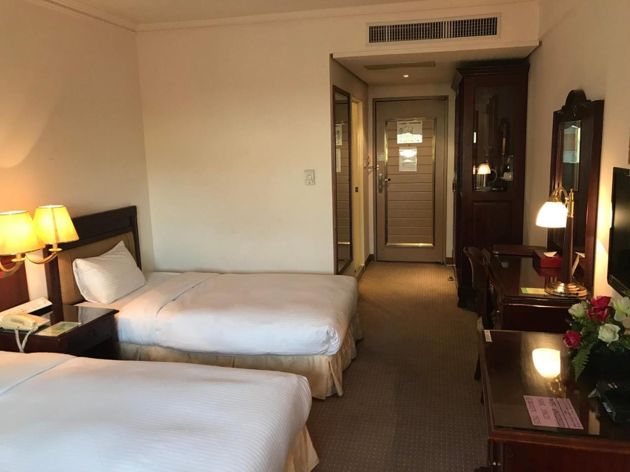 Sunrise Hotel Ταϊνάν Εξωτερικό φωτογραφία